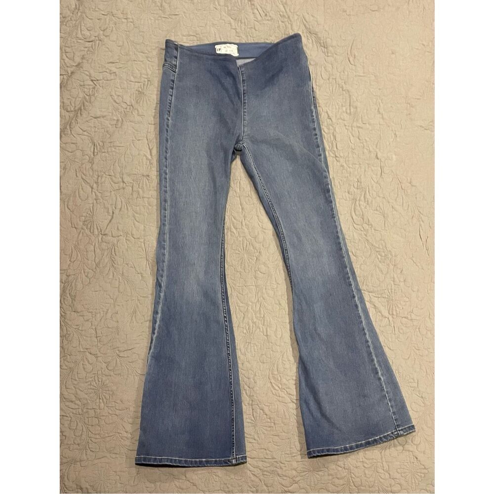 Free People Pull On Stretchy Flare 28” Jeans